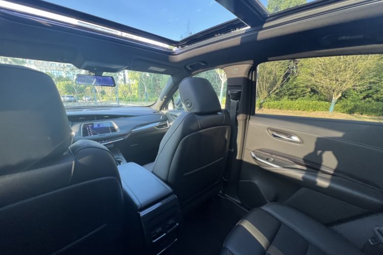 Used Cadillac XT4 2018 28T Two-Wheel Drive Tech Version
