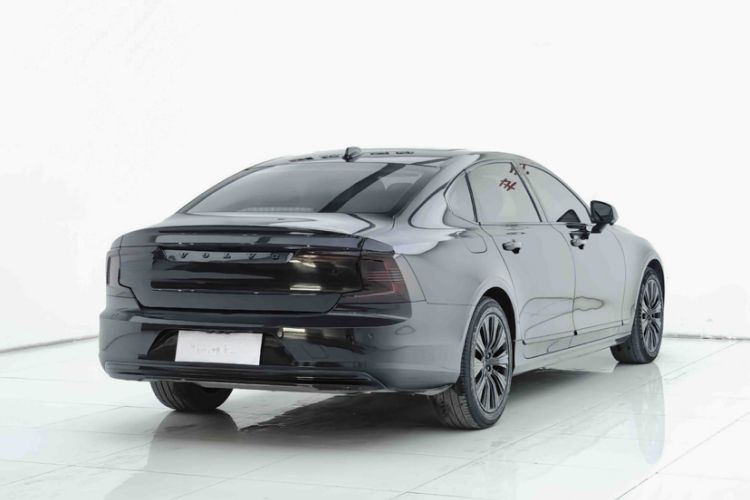 Used Volvo S90 2022 B5 Zhiyi Luxury Edition
