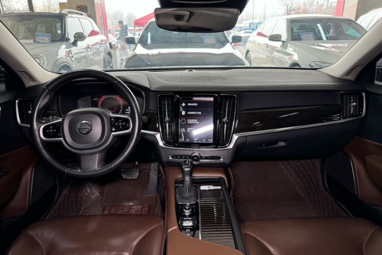 Used Volvo S90 2017 T4 Zhiyuan Edition