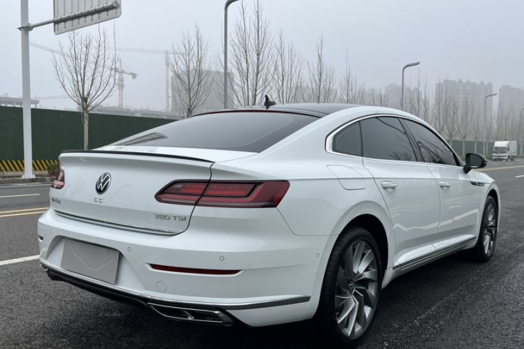 Used Volkswagen FAW-Volkswagen CC 2024 380TSI Striking All-Encompassing Edition
