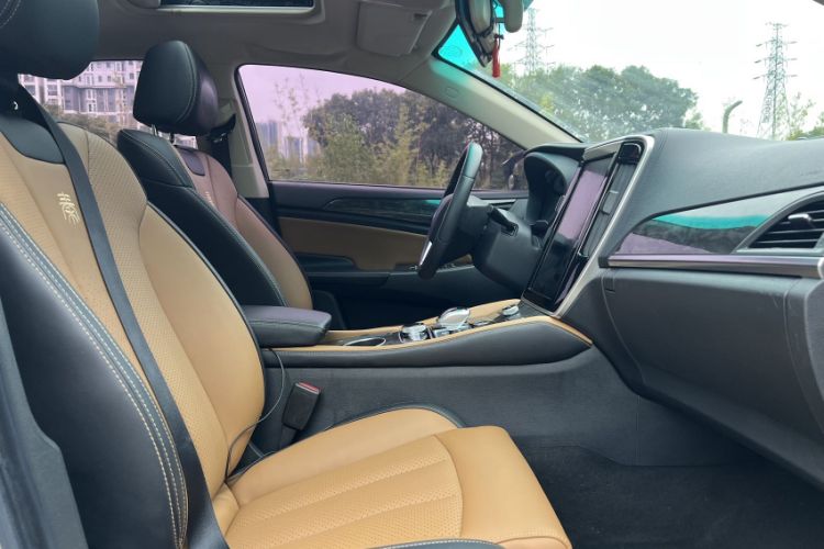 Used BYD Qin New Energy 2017 1.5T Luxury Model Right Front Seat