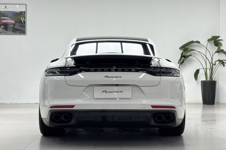 Used Porsche Panamera 2023 Facelifted Panamera 2.9T Platinum Edition Exterior 4