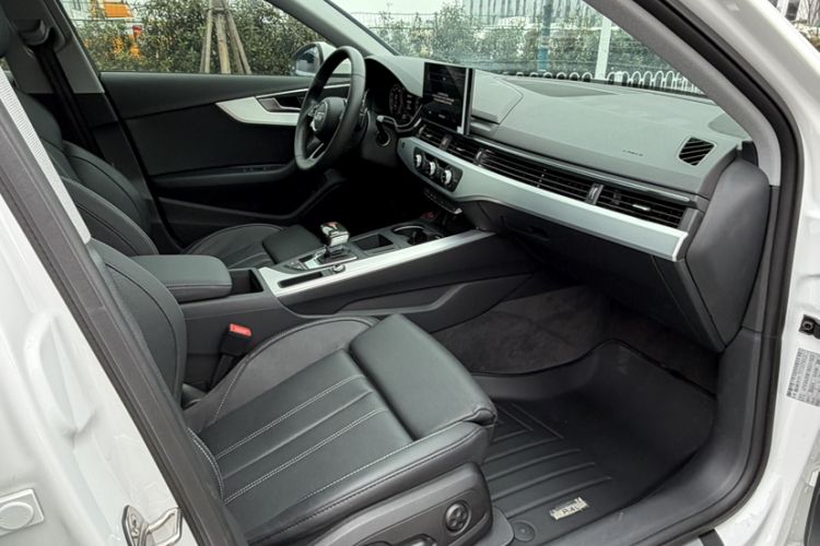 Used Audi A4L 2022 40 TFSI Fashion Dynamic Model
