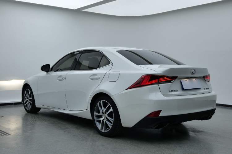 Used Lexus IS 2017 300 Leading Edition