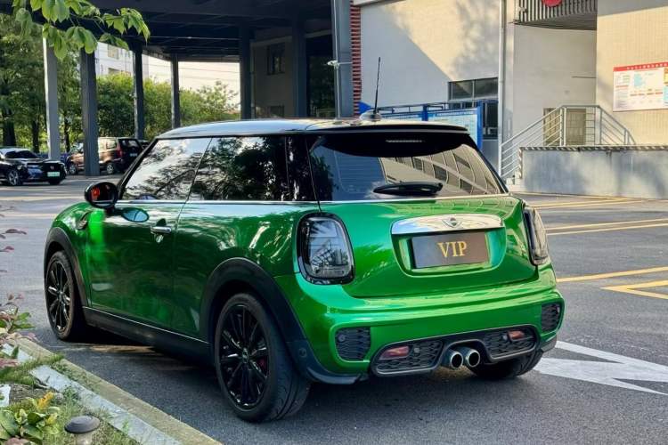 Used MINI 2016 2.0T COOPER S Pioneer Edition Exterior 10