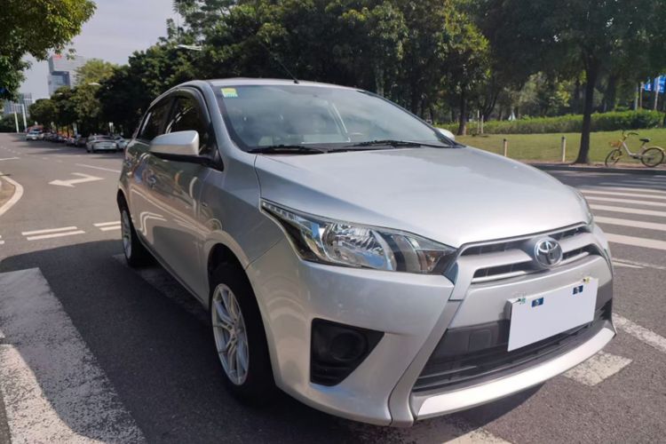Used Toyota YARiS L Zhi Xuan 2015 1.5E Automatic Charm Edition