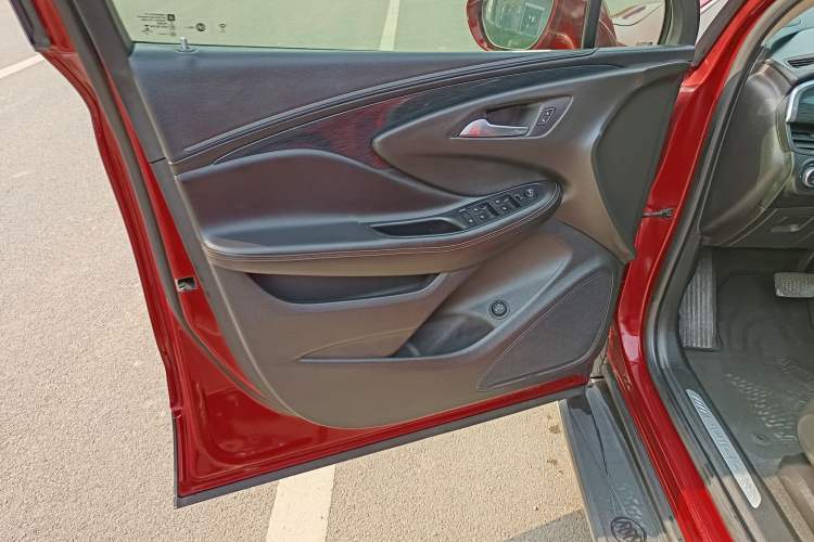 Used Buick Envision 2017 28T Four-Wheel Drive Elite Model
