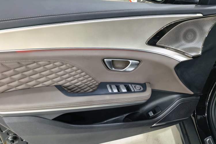 Used BYD Han 2023 DM-i Champion Edition 121KM Prestige Model
