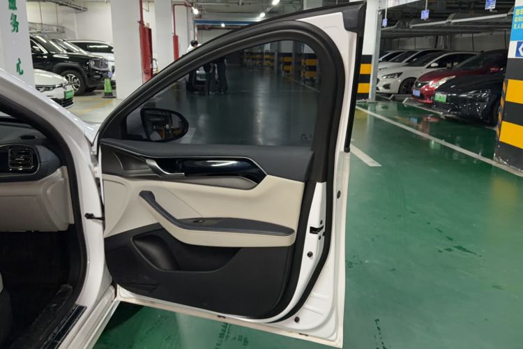 Used BYD Qin PLUS 2021 EV 400KM Luxury Model