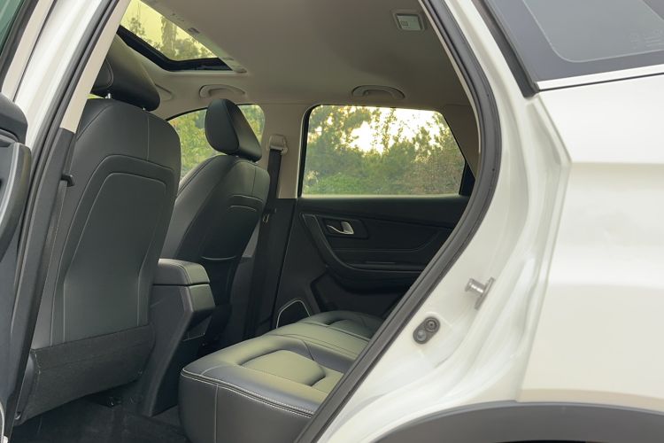 Used Bestune X40 2019 1.6L Automatic Connected Smart Cool Version China V Emission Standard