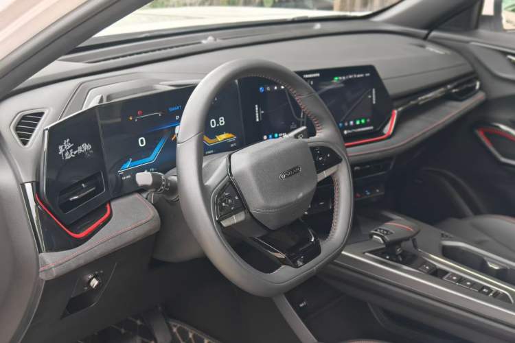 Used CHANGAN OSHAN X5 PLUS 2023 1.5T DCT Navigation Edition Interior 2