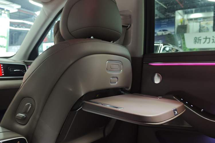 Used Hima AITO M7 2026 Model Range-Extending Ultra All-Wheel Drive 5-Seater Version
