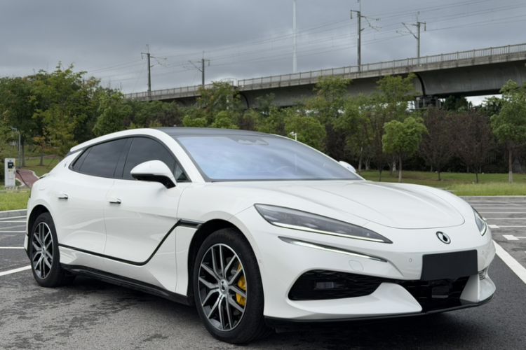 Used Denza Z9GT 2024 630 All-Wheel Drive Max Edition
