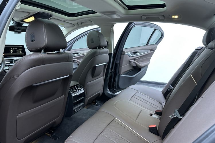 Used BMW 5 Series 2021 530Li Leading Luxury Package
