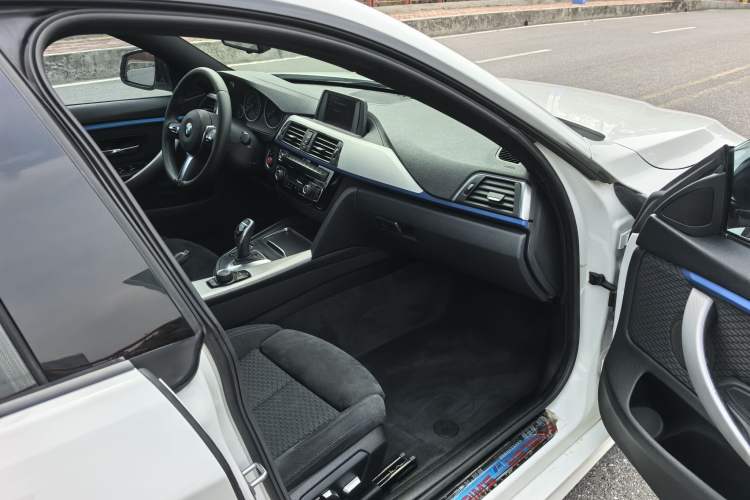 Used BMW 4 Series 2017 425i Gran Coupe Leading Model with M Sport Package