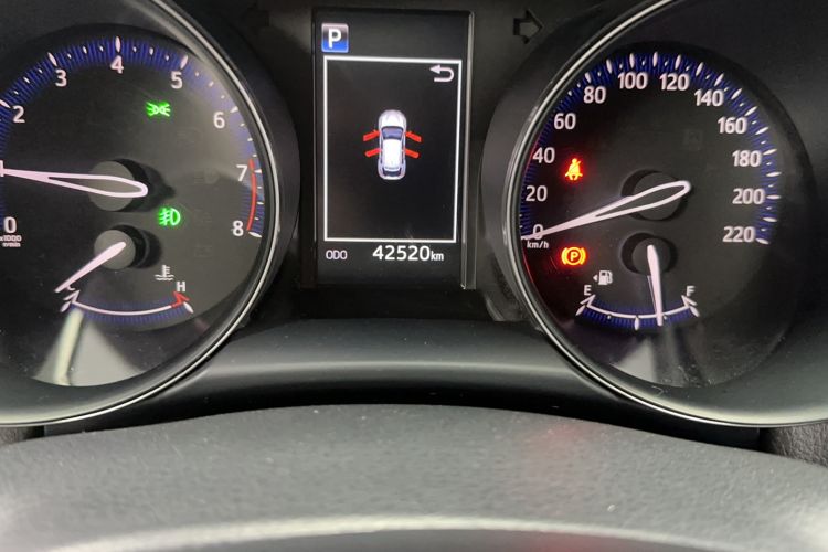 Used Toyota IZOA 2018 2.0L Yichi Edition China V Standard