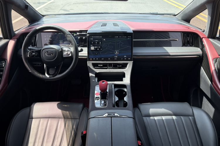 Used GAC Trumpchi M8 2023 Zongshi Series Dual-Motor YuZun Edition Interior 2