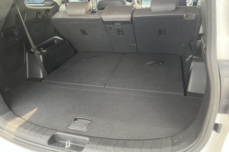 Used Hyundai Grand SantaFe 2013 3.0L 7-Seater Four-Wheel-Drive Comfort Edition