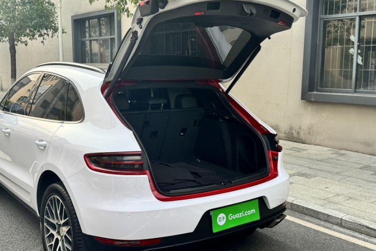 Used Porsche Macan 2017 Macan 2.0T Trunk