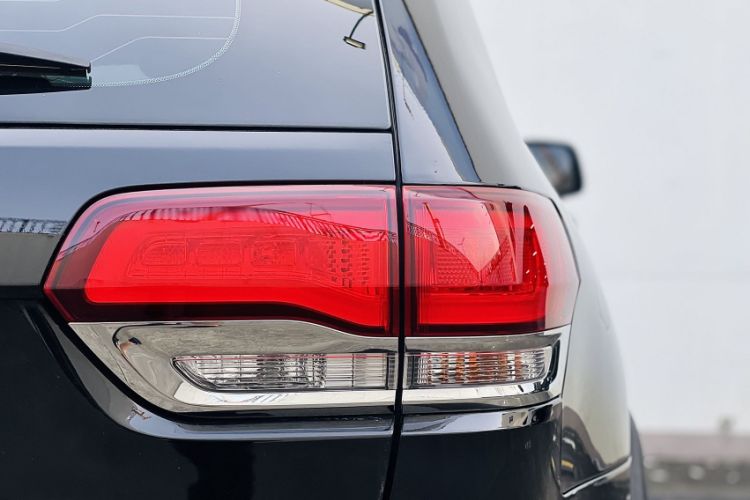 Used Jeep Grand Cherokee 2020 3.0L Professional Navigation Edition