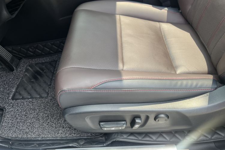 Used Lexus RX 2016 300 4x4 Elegant Edition China VI Interior 5