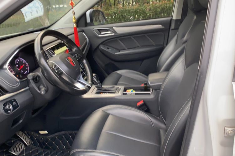 Used Roewe RX5 2016 20T Two-Wheel Drive Automatic Internet Smart Edition