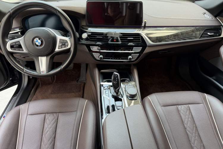 Used BMW 5 Series 2021 Facelifted 525Li M Sport Package