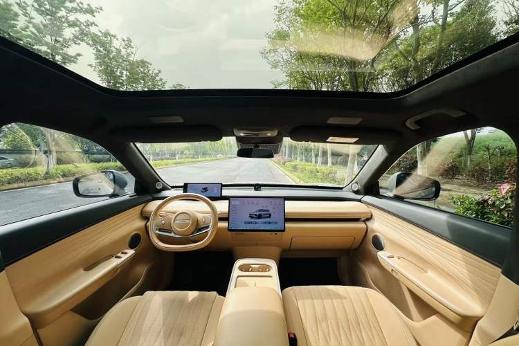 Used EXEED Star Era ET 2024 Extended-Range 240 Ultra All-Wheel Drive Interior 2