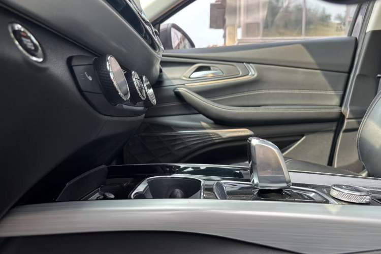 Used EXEED Lingyun 2020 1.6T Two-Wheel Drive Star Edition Interior 6