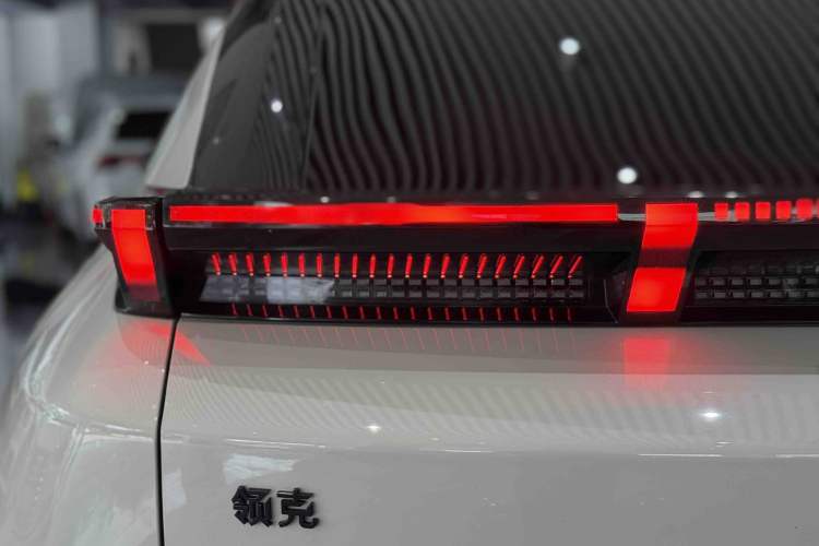 Used Lynk & Co Z20 2025 530 km Range Rear-Wheel Drive Pro
