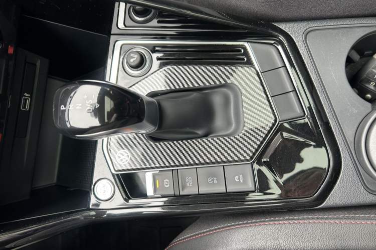 Used Volkswagen Tayron 2019 330TSI Two-Wheel Drive Luxury Model China VI Standard
