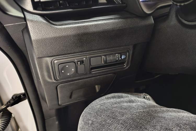 Used Livan X3 PRO 2022 1.5L CVT Xiao Sa
