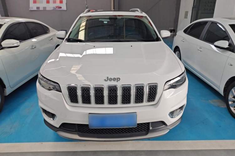 Used Jeep Cherokee 2019 2.0T Two-Wheel Drive Smart Enjoyment Version China VI