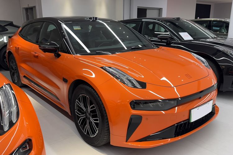 Used Zeekr 001 2025 WE Edition 95 kWh All-Wheel Drive