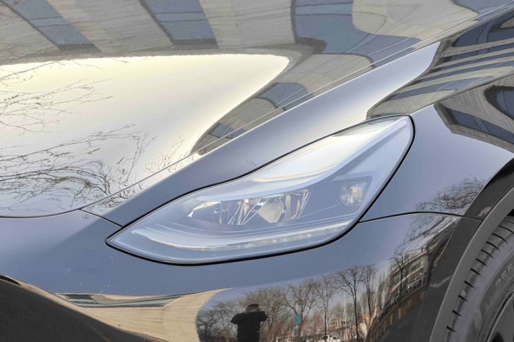 Used Tesla Model Y 2021 Standard Range Rear-Wheel Drive Version
