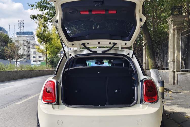 Used MINI MINI 2016 1.2T ONE Pioneer Edition
