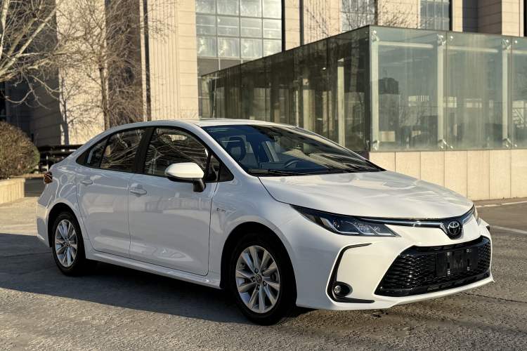 Used Toyota Corolla 2024 1.8L Smart Electric Hybrid Dual-Engine Elite Edition