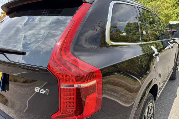 Used Volvo XC90 2023 B6 Zhiyi Luxury Edition 7-Seater Exterior 9