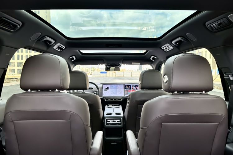 Used Li Auto L8 2023 Pro Model Interior 3