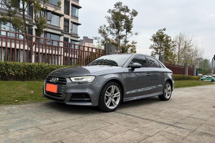 Used Audi A3 2020 Limousine 35 TFSI Fashion Edition China VI Emission Standard