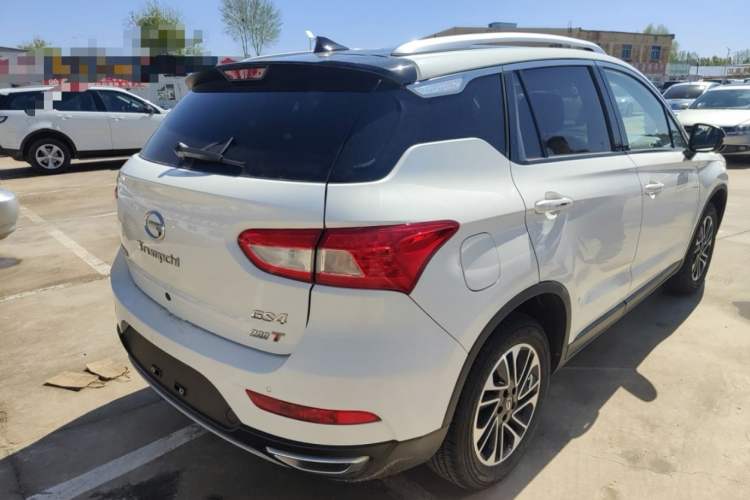 Used GAC Trumpchi GS4 2015 200T Manual Luxury Edition