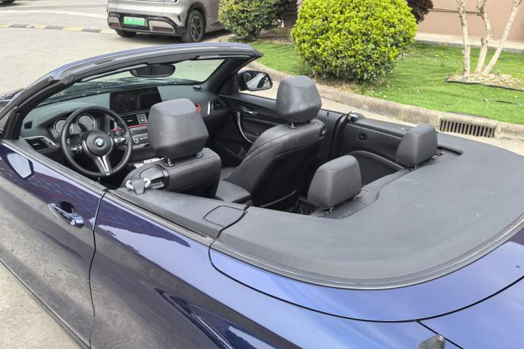 Used BMW 2 Series 2018 220i Convertible Coupe Sports Design Package