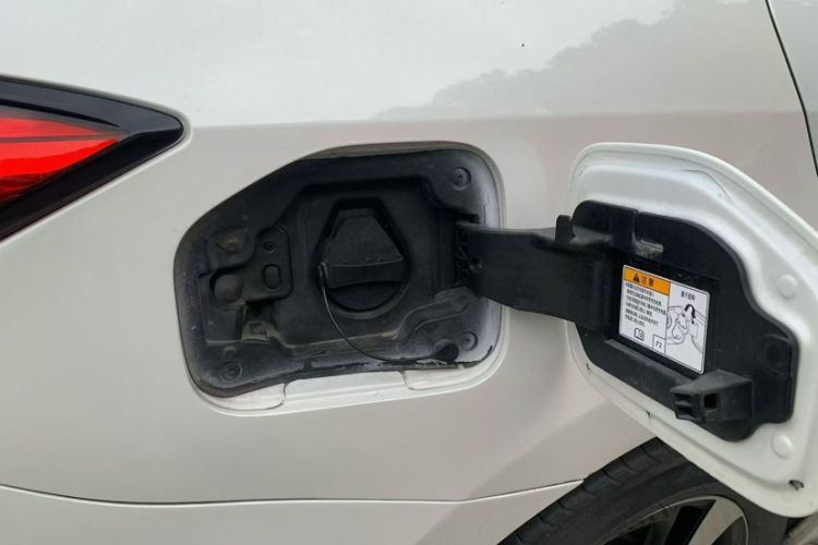 Used Toyota Levin Hybrid E+ 2019 1.8L GS E-CVT Elite Model with Sunroof