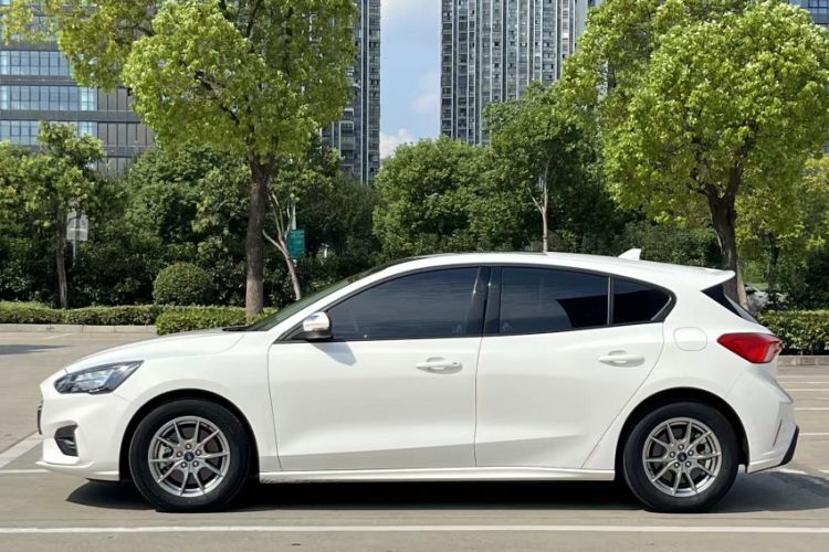 Used Ford Focus 2021 Hatchback EcoBoost 180 Automatic Titanium Edition