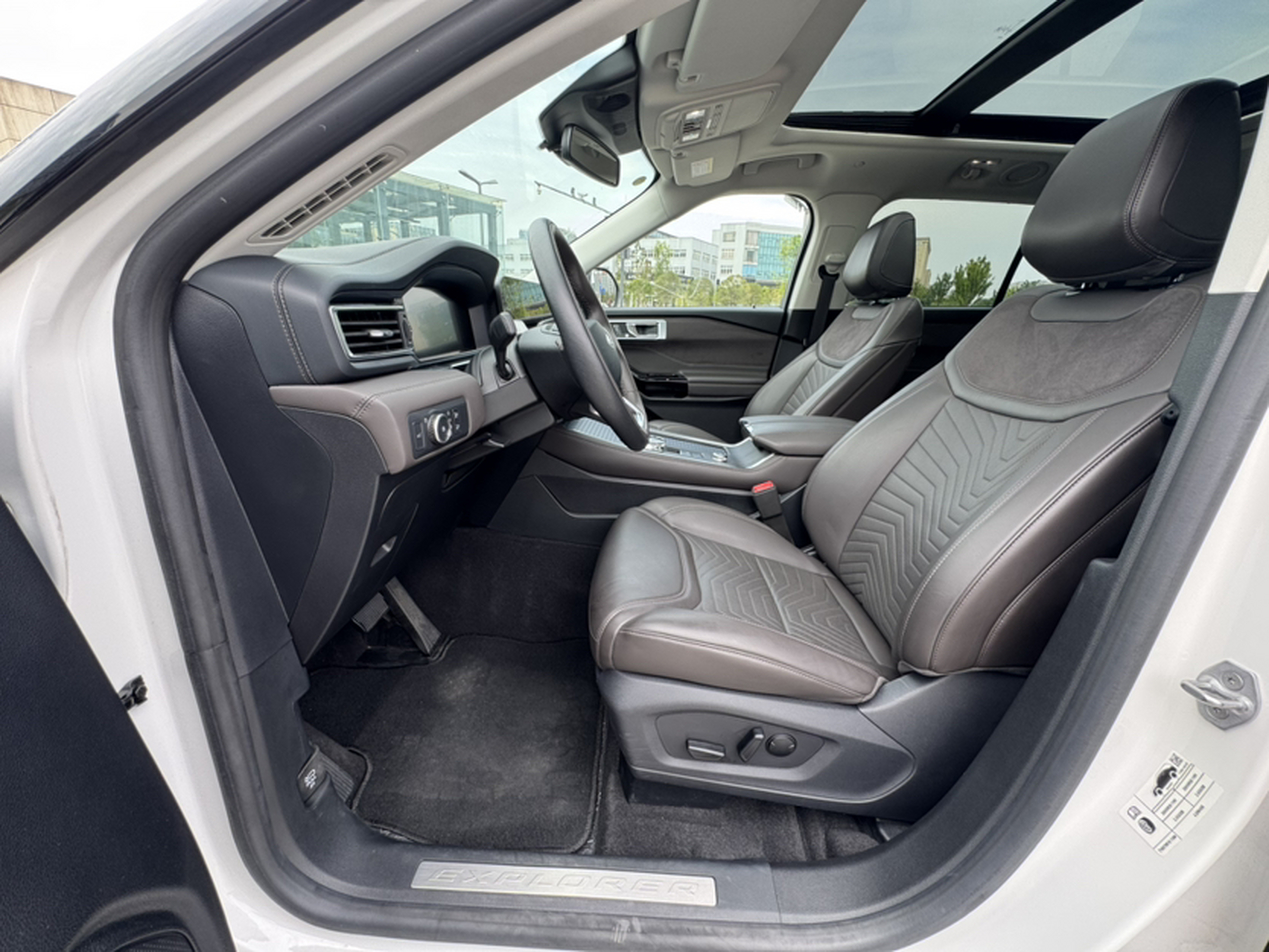 Avant de la voiture