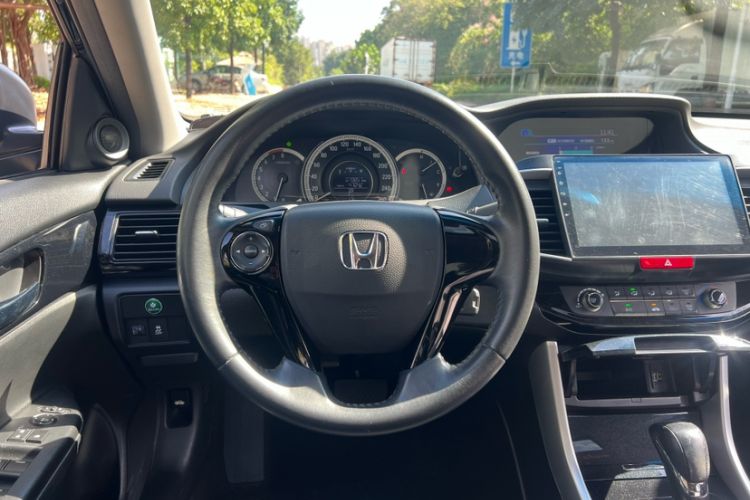 Used Honda Accord 2016 2.0L Comfort Edition
