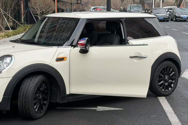 Used MINI 2016 1.2T ONE Pioneer Edition