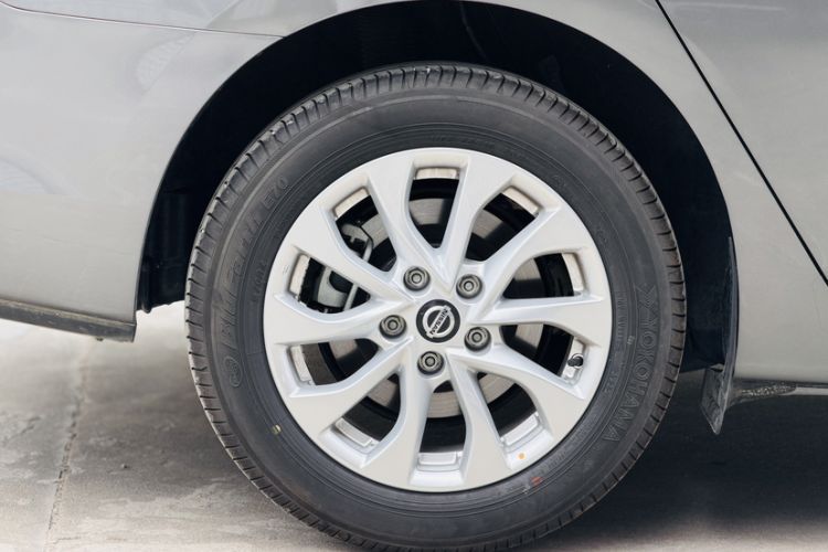 Used Nissan Sylphy 2024 Facelifted Three Classic 1.6XE CVT Comfort Edition Exterior 10