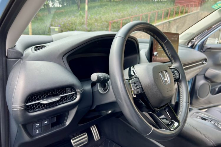 Used Honda ZR-V 2023 2.0L eHEV Sharp - Deluxe Edition
