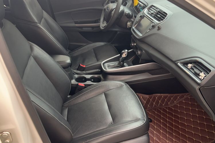 Used Ford Escort 2015 1.5L Automatic Fashion Model
